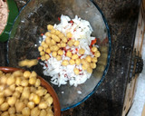 Foto del paso 3 de la receta: Ensalada de garbanzos con espárragos salteados