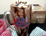 ओरियो बिस्कुट मिल्क शेक (oreo biscuit milkshake recipe in Hindi) रेसिपी चरण 4 फोटो