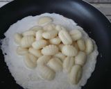 Foto del passaggio 4 della ricetta Gnocchi con Provola Piccante