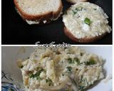 A picture of step 1 of Garlic bread stuffing.
