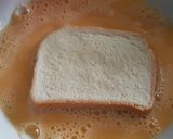 Foto del paso 3 de la receta: Torrijas de leche con cobertura de maní, al horno