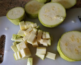 Foto del paso 2 de la receta: Espaguetis integrales con calabacín y champiñón