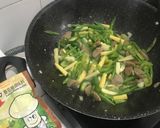 Foto langkah ke 3 dari resep Jagung muda putren buncis cabe ijo.