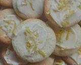 Foto del paso 5 de la receta: Galletitas de limón y chocolate blanco 🍋