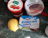 Ökörszem Túrós, csoki krémes, eper dzsemes recept fázis 1 fotója