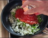 Foto del paso 2 de la receta: Arroz con vieiras y merluza