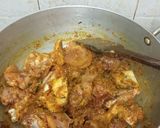 A picture of step 4 of Chicken with kasturi swaad.