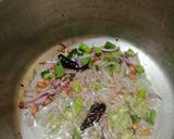 A picture of step 2 of Vegetable upma.