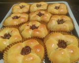 Foto langkah ke 4 dari resep Roti bunga isi coklat.