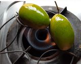 রোস্টেড র ম্যাঙ্গো কুলার (roasted raw mango cooler recipe in Bengali) রেসিপি ধাপ - 1 ছবি