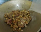 Foto langkah ke 4 dari resep Minyak untuk mie ayam kota.