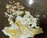 Foto langkah ke 2 dari resep Orak arik telur buncis bumbu simple.