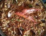 Foto del paso 9 de la receta: Rossejat (arroz con sepia y gambones)