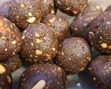 Foto del paso 2 de la receta: Masitas de frutos secos y cacao