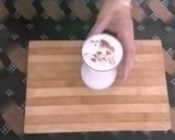 A picture of step 8 of Rose Milk And Banana Shake.