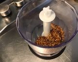 Une image de l'étape 1 de Marinade à la moutarde aigre douce, citron confit et épices.