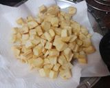Foto del paso 8 de la receta: Palomitas de cerdo en salsa con papas fritas