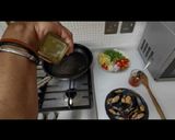 A picture of step 1 of Dutch black Mussels marinara.