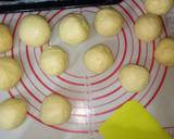 Egg Yolk Potato Bread langkah memasak 4 foto