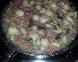 Foto del paso 3 de la receta: Revueltos de champiñones y bacon