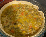 Foto del paso 3 de la receta: Quiche de verduras y gambas sin nata