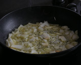 Foto del paso 2 de la receta: Solomillo de cerdo con bravas