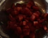 Foto del paso 4 de la receta: Cupcakes con frutillas