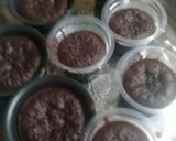 Foto langkah ke 4 dari resep Chocolava cake.