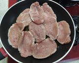 Foto del paso 2 de la receta: Lomo en salsa de cebolla