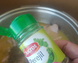 Foto del paso 10 de la receta: Escalopines de pavo a las finas hierbas