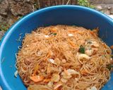 Foto langkah ke 5 dari resep Bihun Goreng.