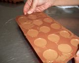 Foto del paso 4 de la receta: Surtido de bombones rellenos