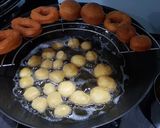 Foto langkah ke 9 dari resep Donat ubi kuning ala tintin rayner.