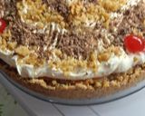 Foto del paso 8 de la receta: Tarta de bananas, dulce de leche, choco, nueces, Oporto, con crema🎂