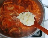 Foto langkah ke 8 dari resep Kimchi Jjaguli, Yg doyan Kimchi Jjigae wajib banget coba. Super.