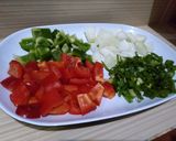 Foto langkah ke 2 dari resep Ayam Paprika Lada Hitam.