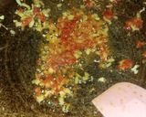 Foto langkah ke 2 dari resep Nasi Goreng Sosis.