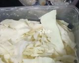 Foto langkah ke 1 dari resep Sauted cabbage - kol tumis udang.