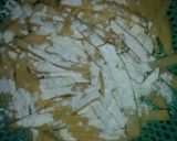 A picture of step 1 of Pizza fries.