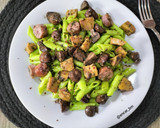 Foto del paso 7 de la receta: Macarrones con longaniza, relleno y portobello al ajillo