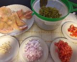 Foto del paso 1 de la receta: Arvejitas (Verdes) con Saltado Pechuga de Pollo