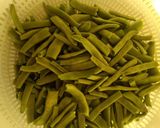 Foto langkah ke 1 dari resep Taze Fasülye (Sayur Buncis ala Turki).