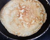 A picture of step 6 of Vanilla Oats crepes with lime syrup.