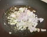 A picture of step 1 of Spanish omelette.