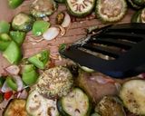Foto langkah ke 3 dari resep Tumis terong ijo.