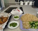 A picture of step 3 of Egg Noodle with baked Chicken.