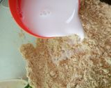A picture of step 5 of Chicken pies.