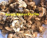 A picture of step 3 of Crispy minty kaju.