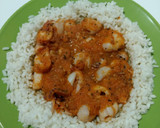 Foto del paso 4 de la receta: Calamares con salsa de tomate y arroz