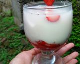 Foto langkah ke 7 dari resep Kuliner Khas Korea~Korean Strawberry Milk.